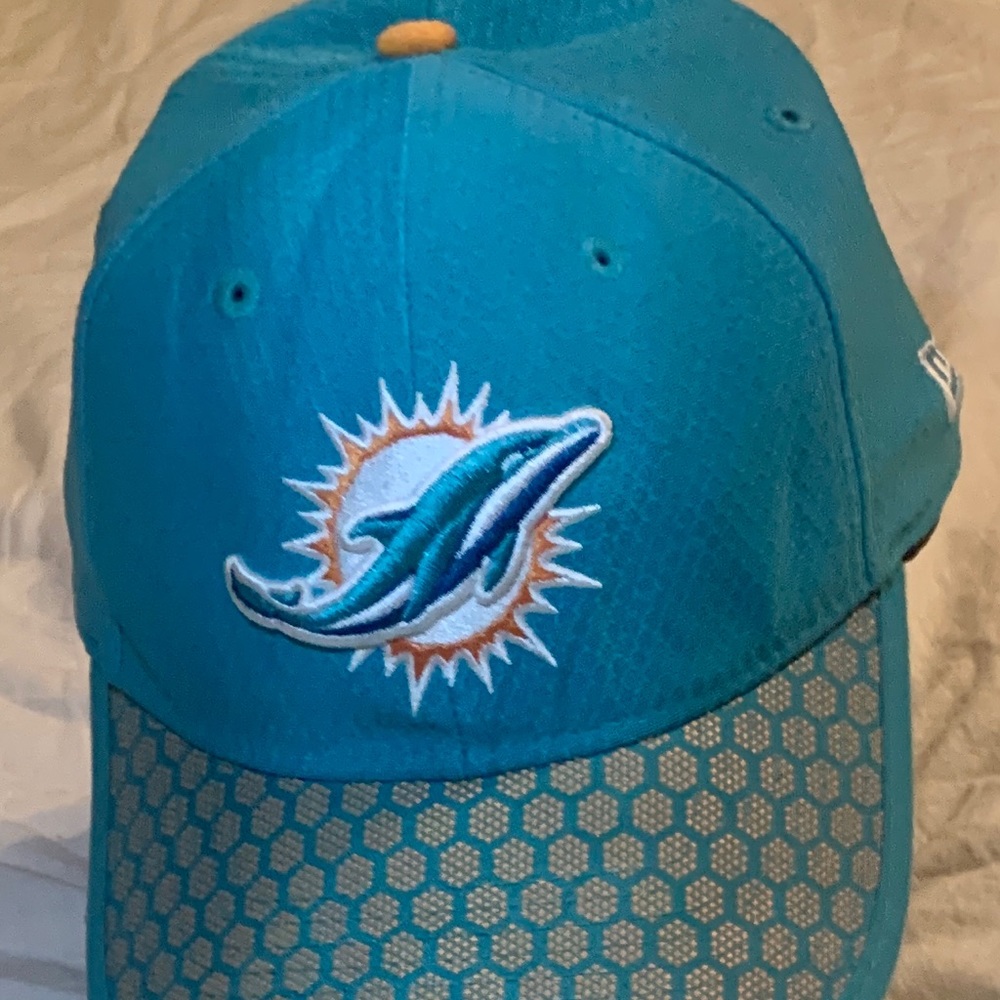 New Era fitted hats for men